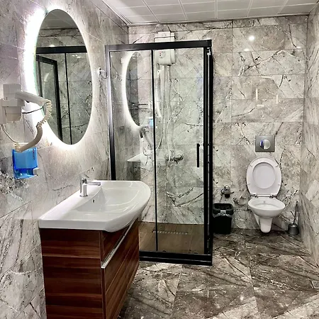 Yakamoz Hotel